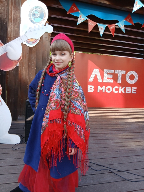 ЛИЛИЯ ДУНАЕВА: Приняла участие в торжественной церемонии открытия акции Лето в Москве☀️ при поддержке мэра Москвы и депутатов партии Единая Россия 🇷🇺 — Фото #3