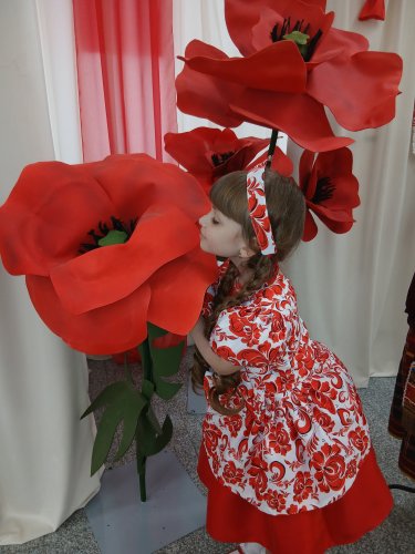 ЛИЛИЯ ДУНАЕВА